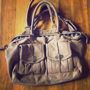 Pour la Victoire Tan Handbag